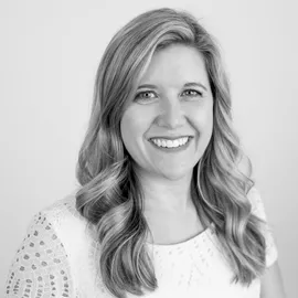 Jaclyn Aprati, Agent in  - Compass