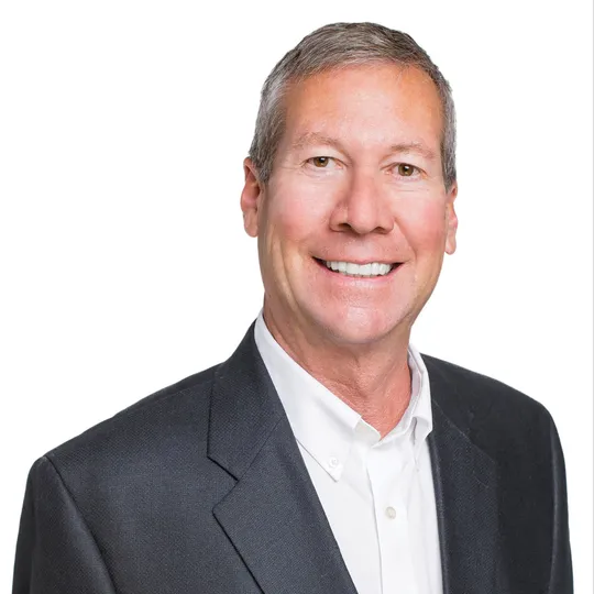 Craig Van Engelen, Agent in  - Compass