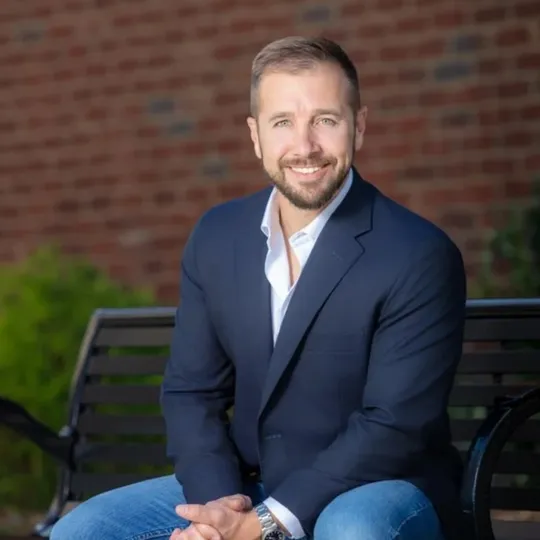 Benjamin McNett, Agent in  - Compass