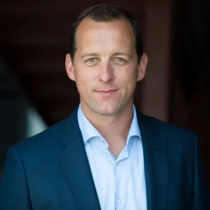 Garvin Laverick, Agent in  - Compass