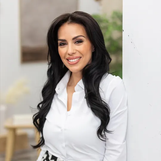 Victoria Gonzalez, Agent in  - Compass