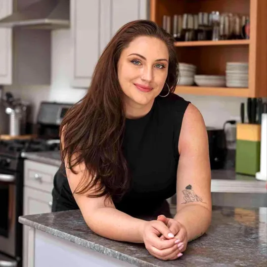 Jackie Duckett, Agent in  - Compass