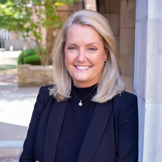 Pam Klos, Agent in  - Compass