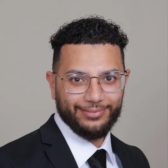 Mena Saleab, Agent in  - Compass