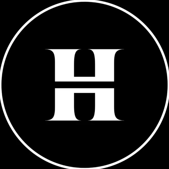 The Holt Team - NY, Agent in  - Compass