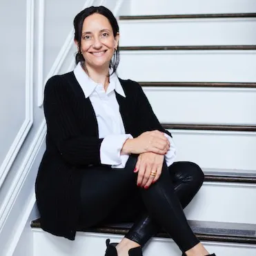 Lauren Norris, Agent in  - Compass