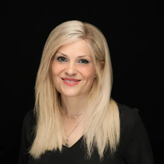 Paradise TaShoor, Agent in  - Compass