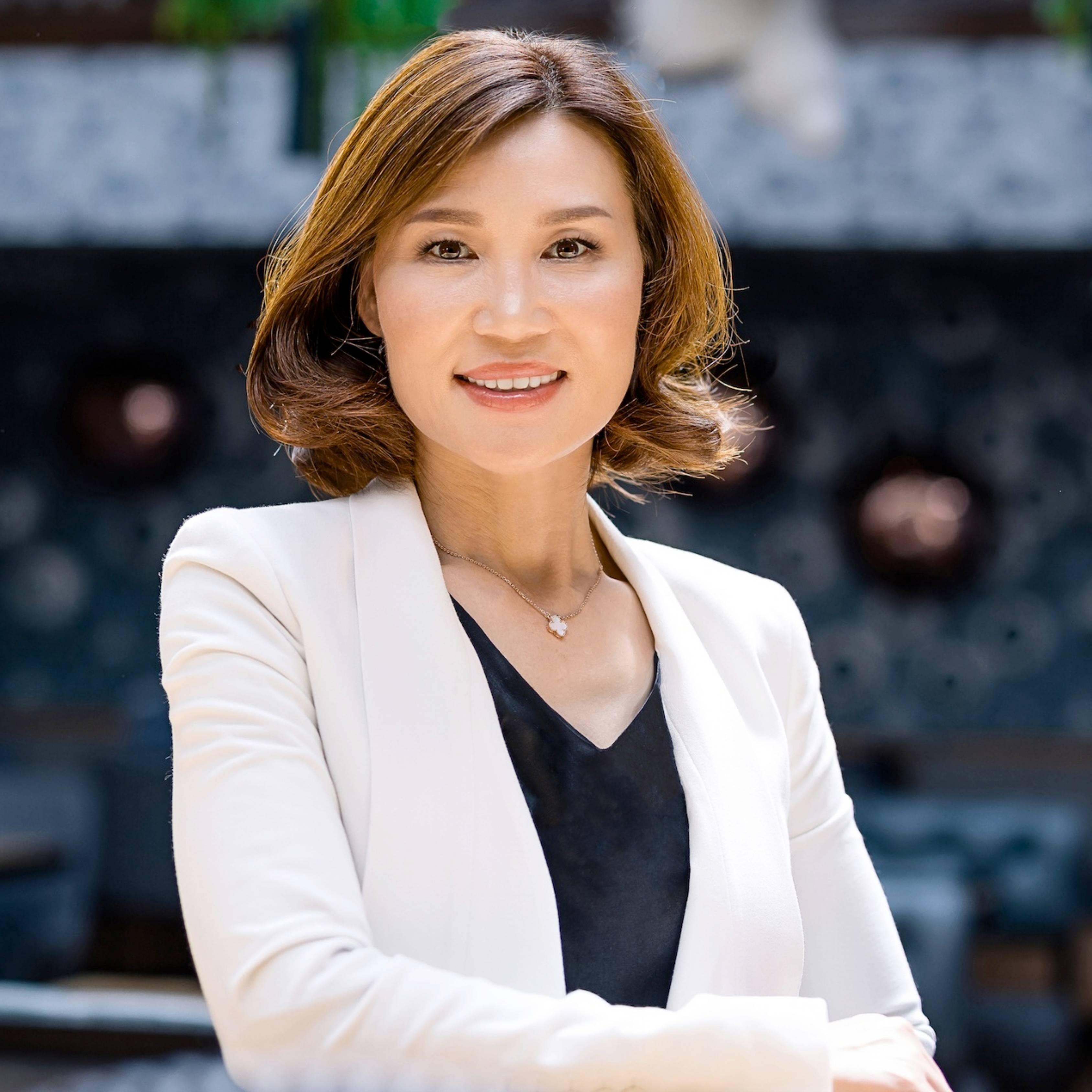 Headshot of Rachel Hahn