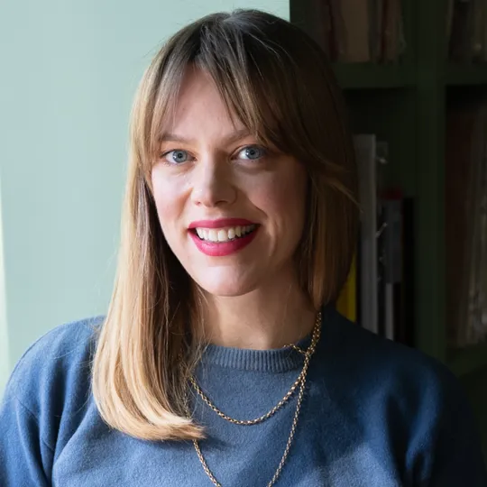 Samantha Greaves, Agent in  - Compass