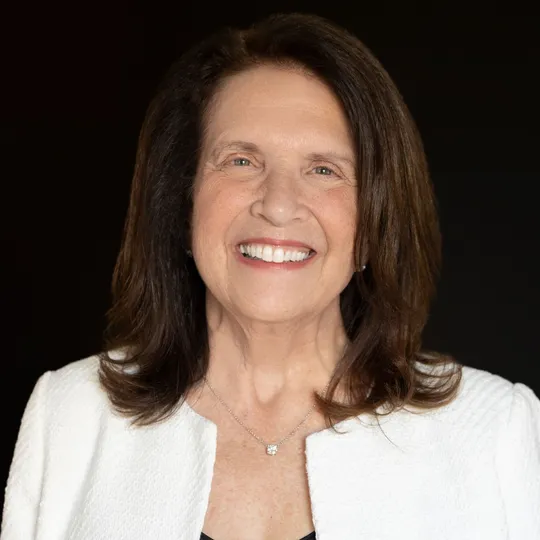 Pat Karta, Agent in  - Compass