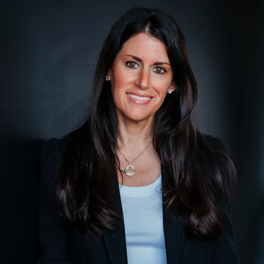 Lara Raifman, Agent in  - Compass