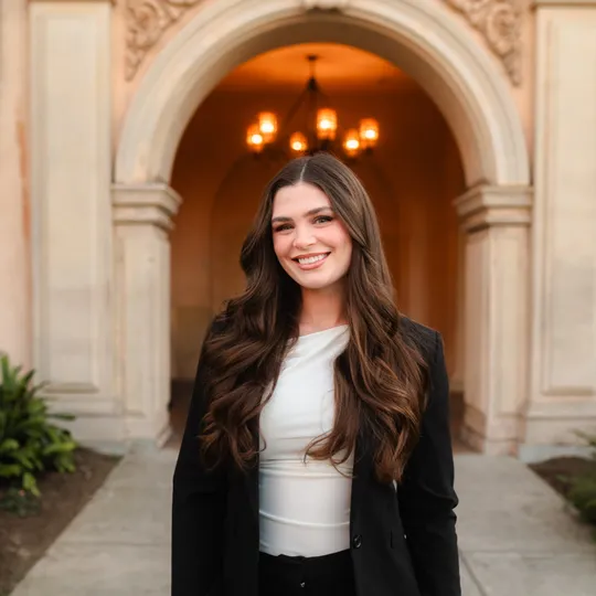 Aileen Beaton, Agent in  - Compass