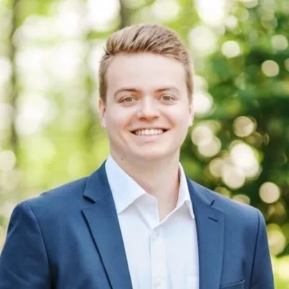 Logan Brence, Agent in  - Compass