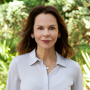 Headshot of Leslie Minniti