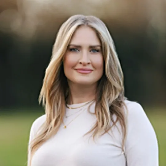 Amanda Littlepage, Agent in  - Compass