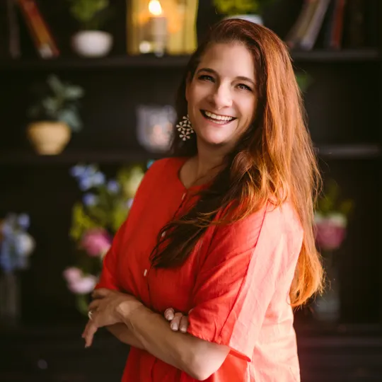 Chelle Maxwell, Agent in  - Compass