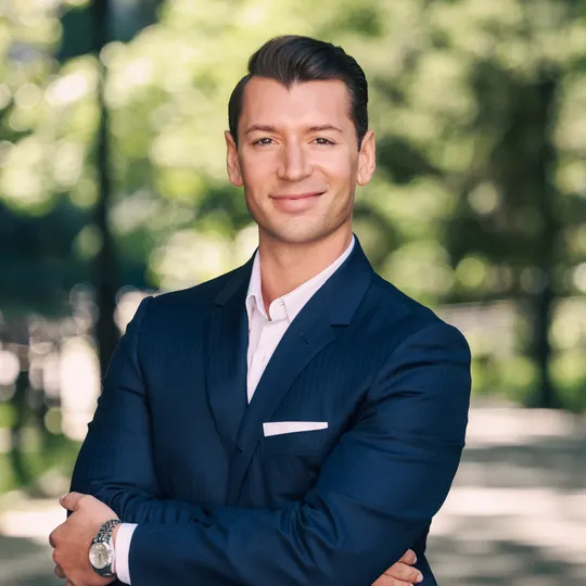 Christian Erwin, Agent in  - Compass