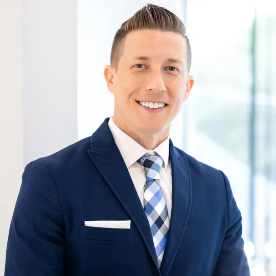 Josh Winkler, Agent in  - Compass