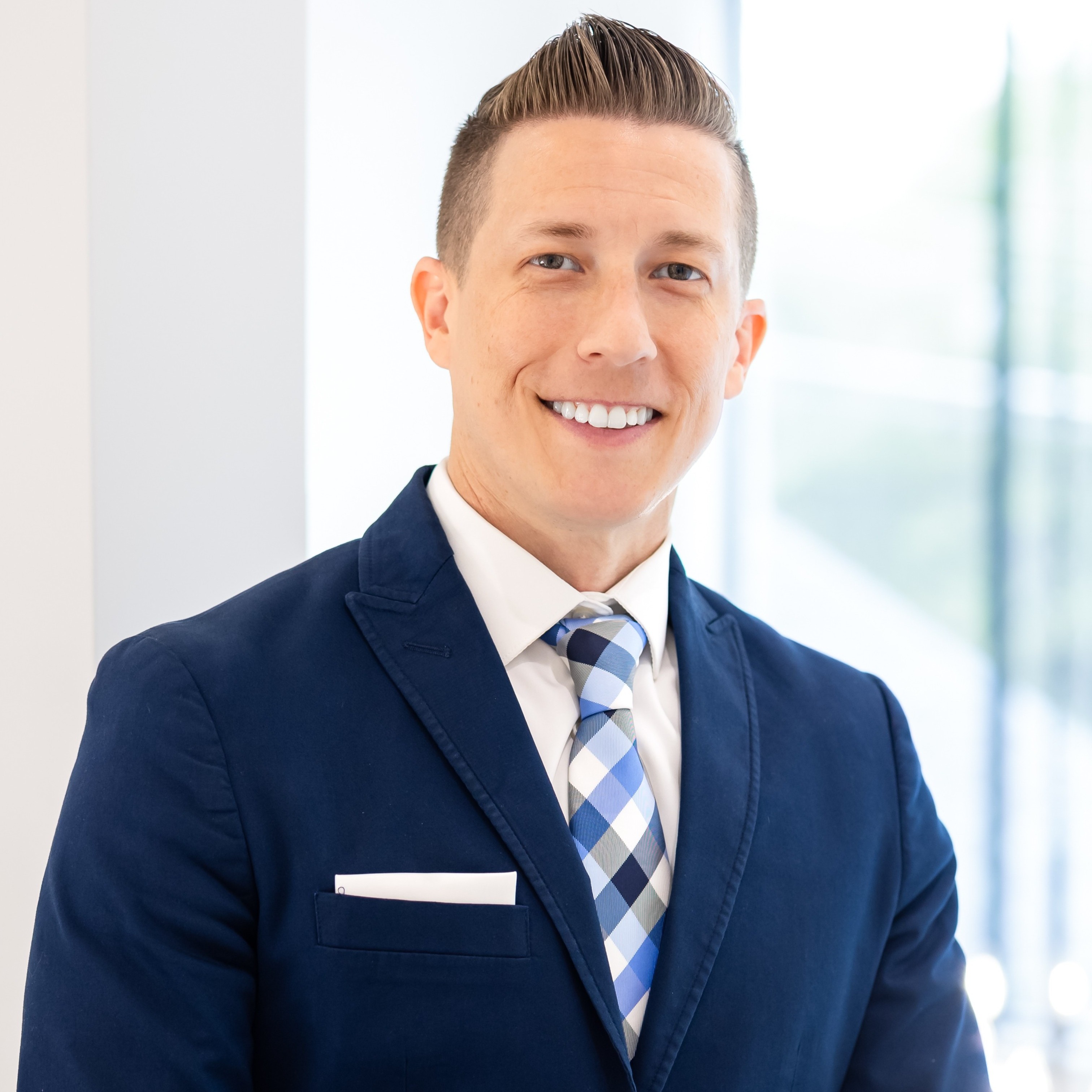 Headshot of Josh Winkler