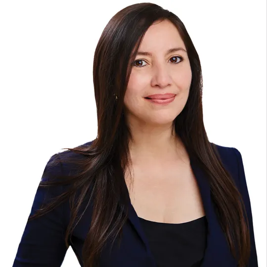 Christina Guillen, Agent in  - Compass