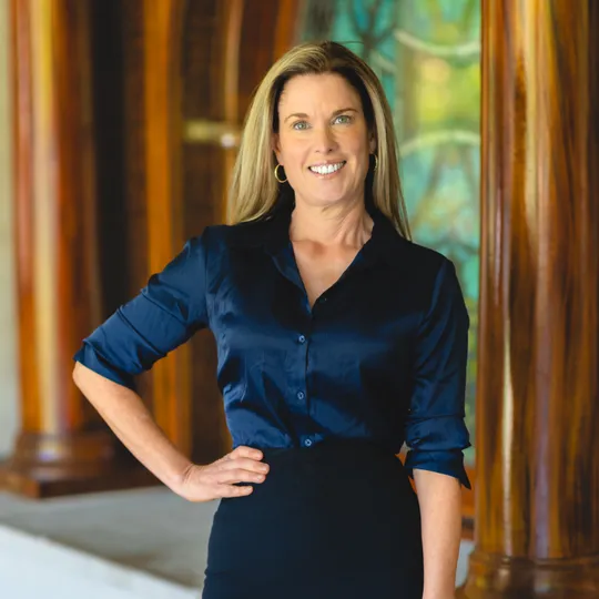 Maria Cullerton, Agent in  - Compass