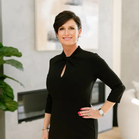 Monica Bugica, Agent in  - Compass