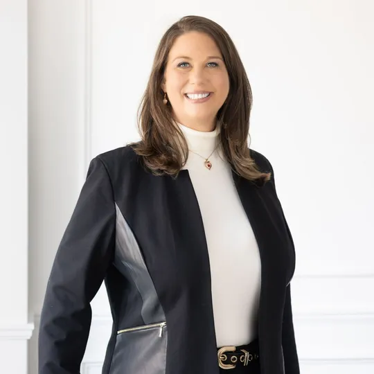 Linda Marquand, Agent in  - Compass