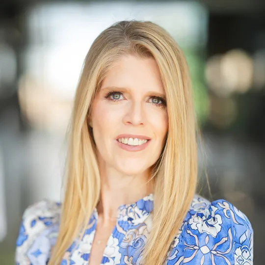 Caroline Menold, Agent in  - Compass