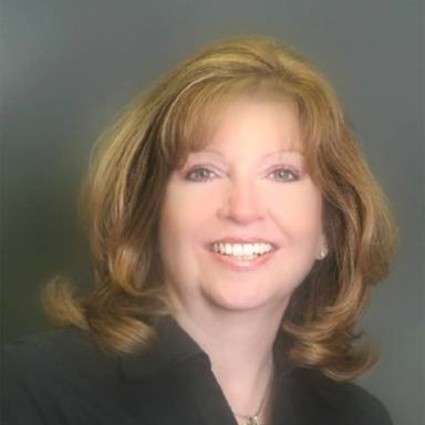 Headshot of Evelyn Rogers