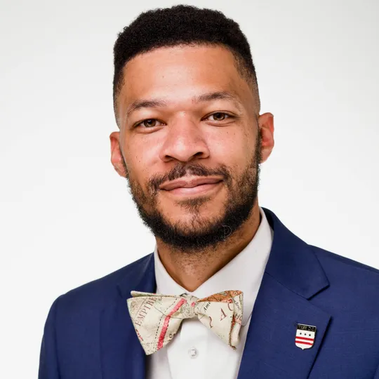 Winton Lyle, Agent in  - Compass