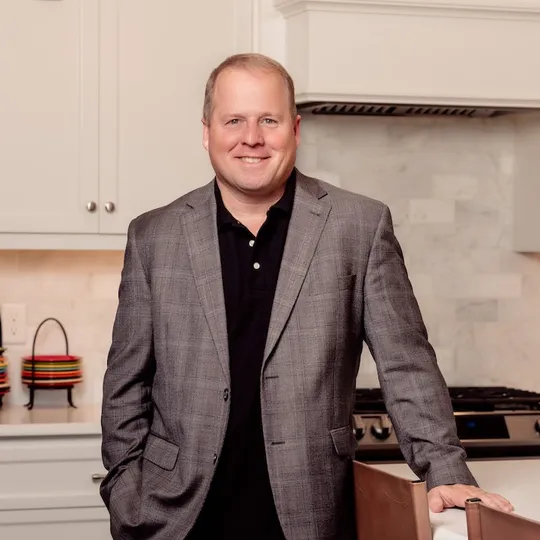 Larry Northrop, Agent in  - Compass