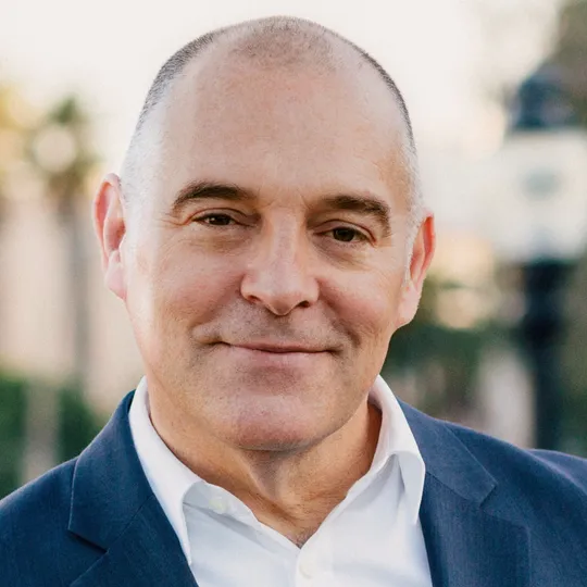 Patrick Lowell Team, Agent in  - Compass