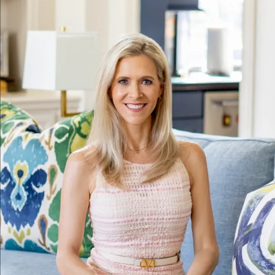 Jana Bruce, Agent in  - Compass