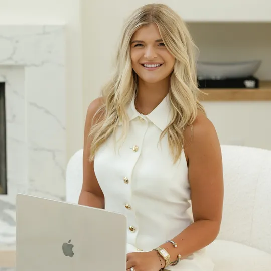 Macey Villarreal, Agent in  - Compass