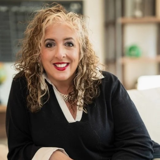 Headshot of Lisa Durand