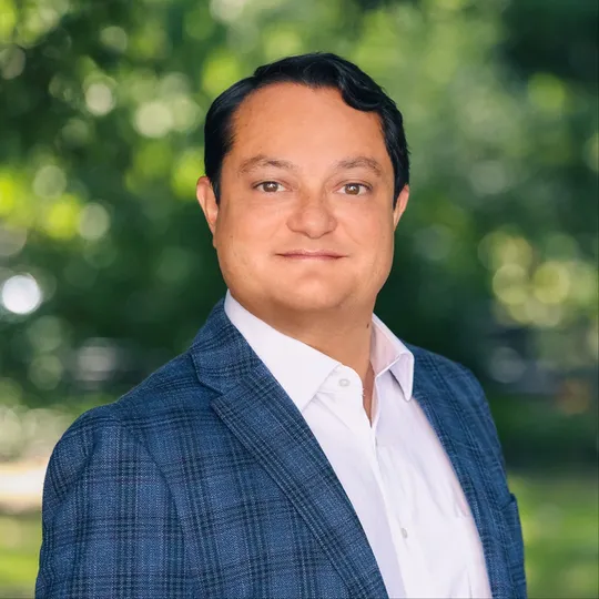 Nick Parker, Agent in  - Compass