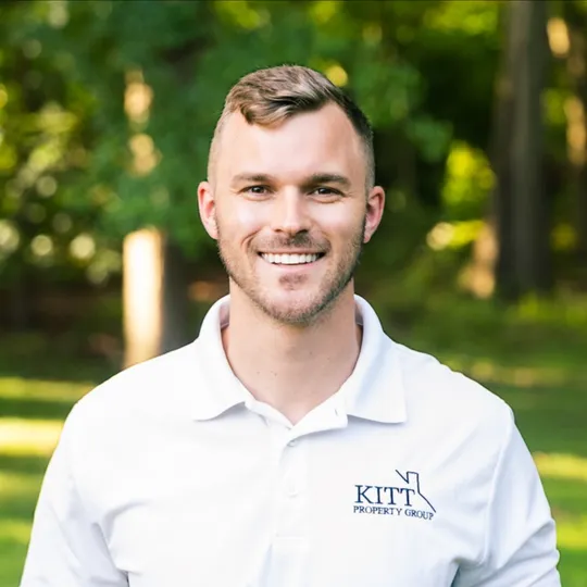 James Kitt, Agent in  - Compass