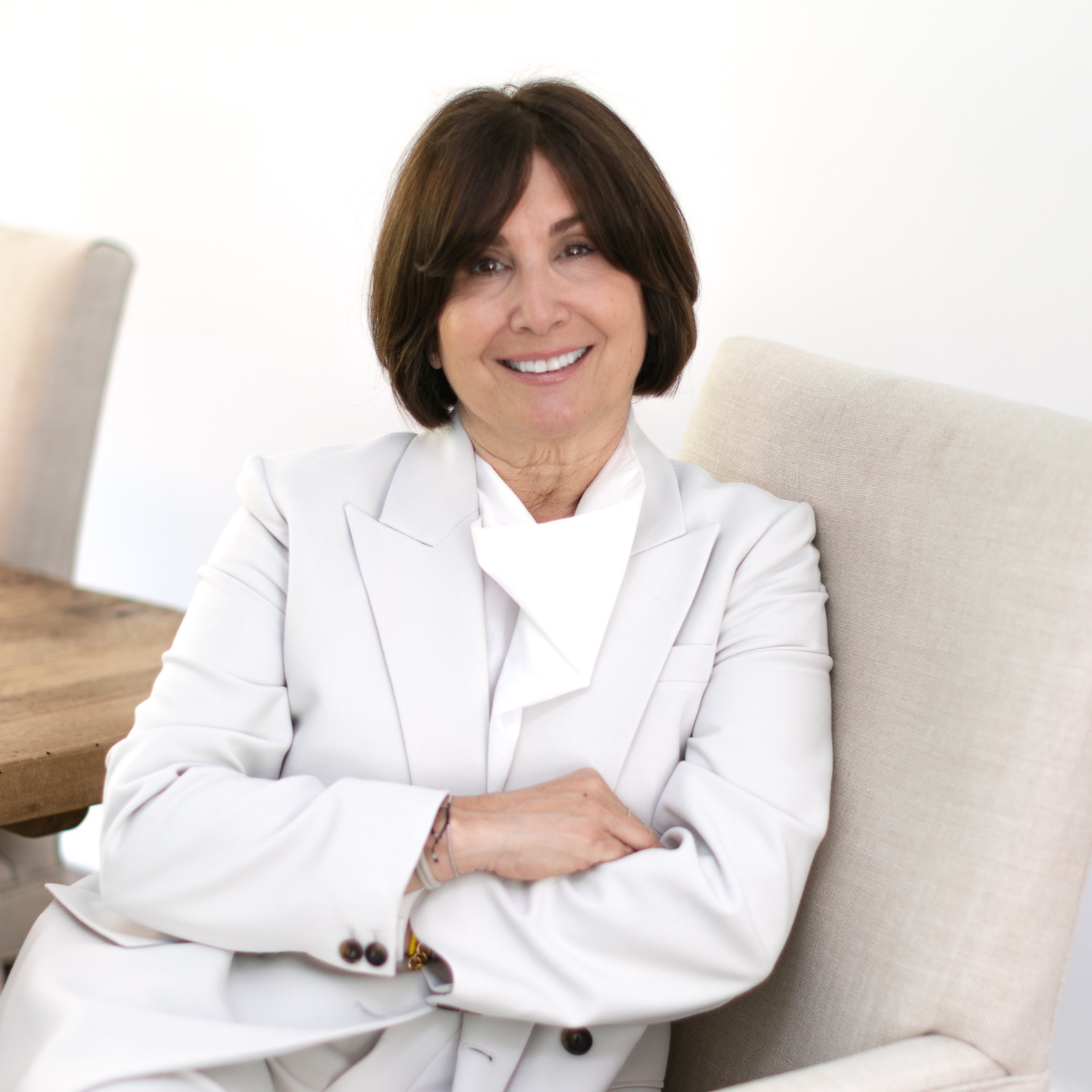 Headshot of Lynne Nolan