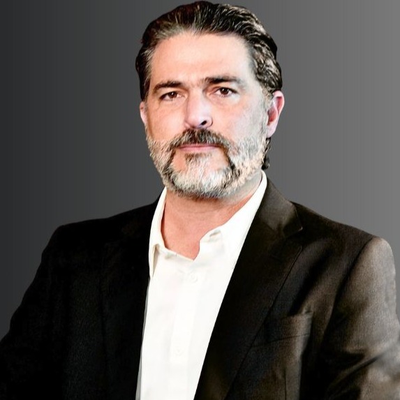 Headshot of Javier Montemayor