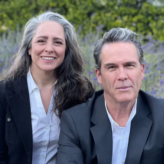 Damon & Jenn Holst, Agent in  - Compass