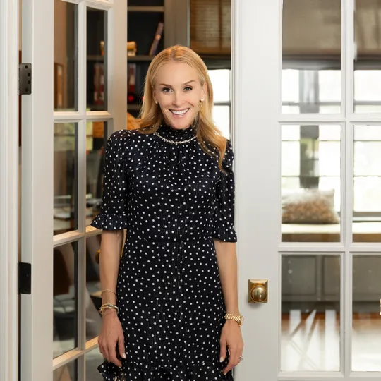 Shari Gronvall, Agent in  - Compass