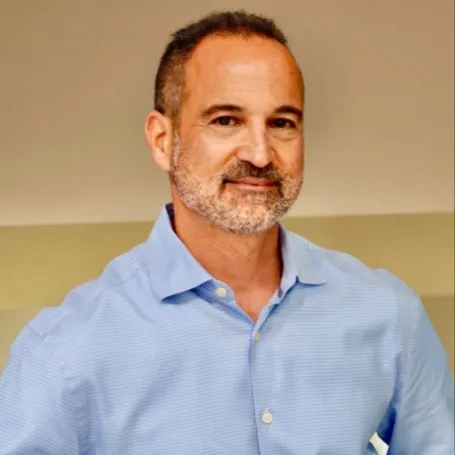 Jonathan Young, Agent in  - Compass