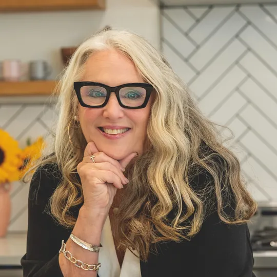 Connie Sorensen, Agent in  - Compass