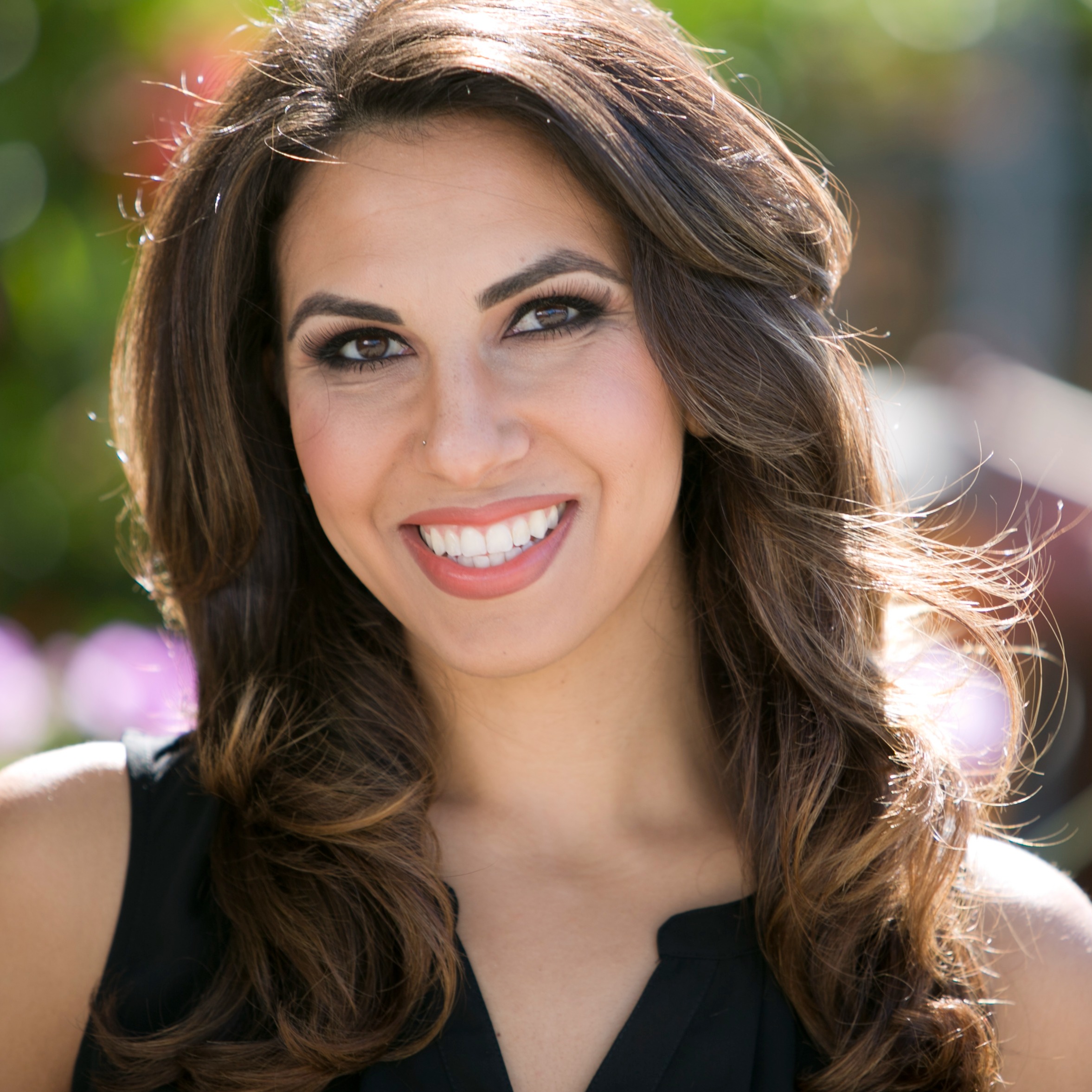 Headshot of Janna Papadopoulos