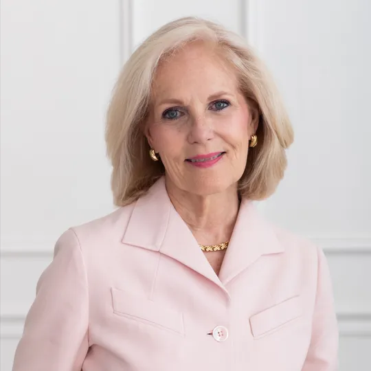 Christie Baines, Agent in  - Compass