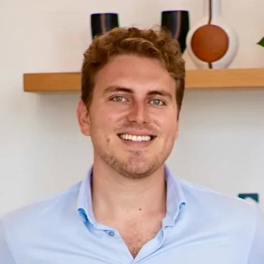 John McNicholas, Agent in  - Compass