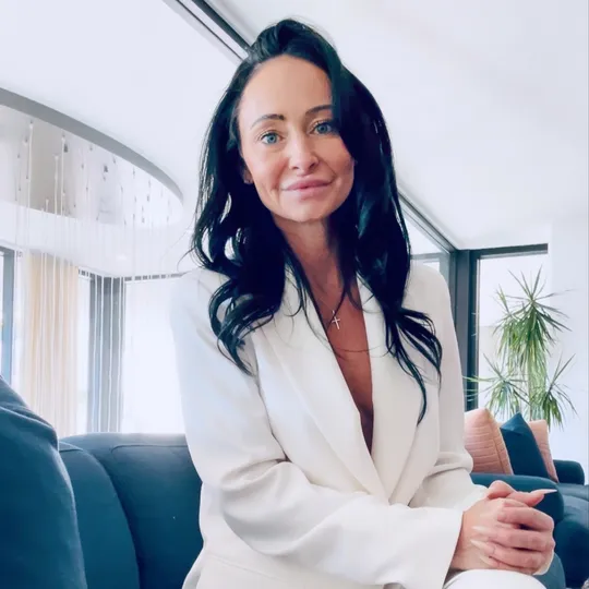 Tiffney Cipriani, Agent in  - Compass