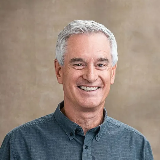 Brian Lee, Agent in  - Compass