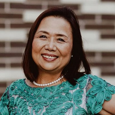 Headshot of Jenny Murry