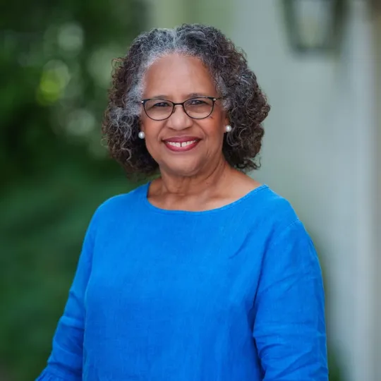 Carnie Mitchell, Agent in  - Compass